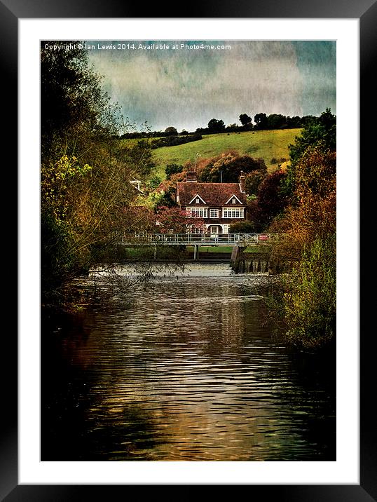Lardon Chase Seen From Goring  Framed Mounted Print by Ian Lewis