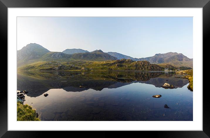 Llyn Ogwen Panorama  Framed Mounted Print by Ian Mitchell