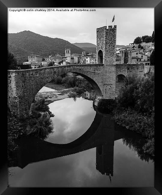 The Angled Bridge at Besalu, Spain Framed Print by colin chalkley