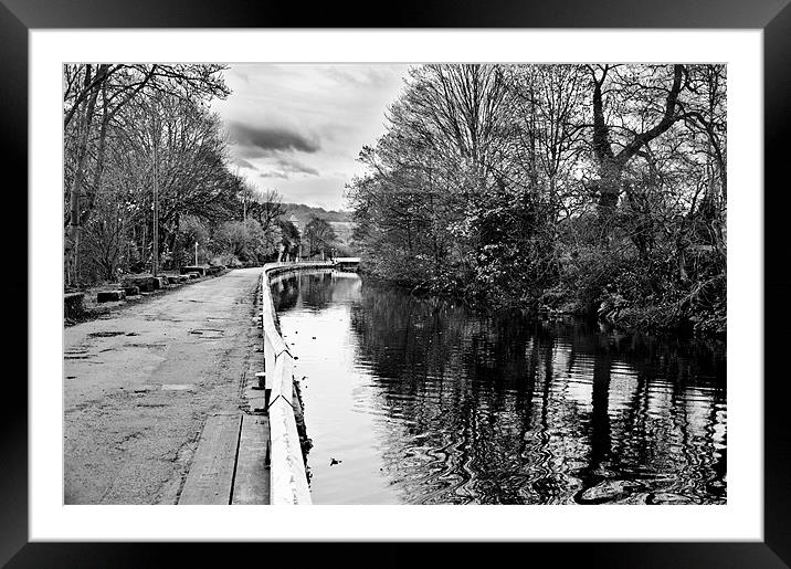 Leeds Liverpool Canal Framed Mounted Print by Darren Smith