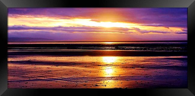  Brean Winter Sunset Framed Print by philip milner