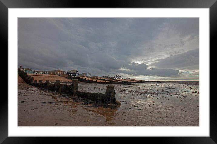  Reeves beach, Whitstable, Kent Framed Mounted Print by Stephen Prosser
