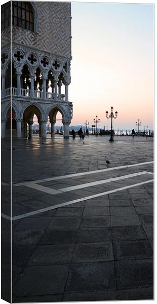 Doge Palace in San Marco, Venice Italy at sun rise Canvas Print by Jonathan Evans