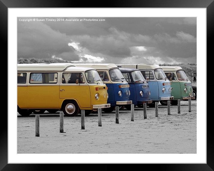 Camper vans Framed Mounted Print by Susan Tinsley
