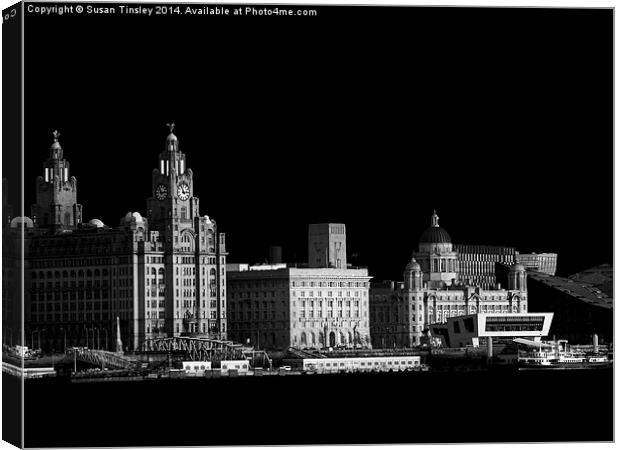 Liverpool waterfront Canvas Print by Susan Tinsley