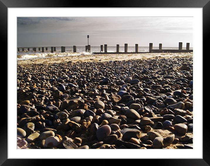 Pebble beach at Hopton, Norfolk Framed Mounted Print by Stephen Mole