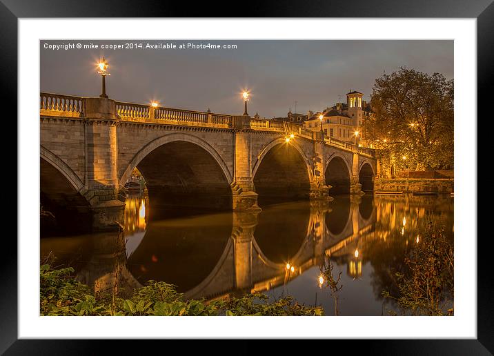  underneath the arches Framed Mounted Print by mike cooper