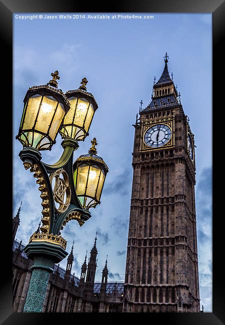 Street light in front of the Houses of Parliament Framed Print by Jason Wells
