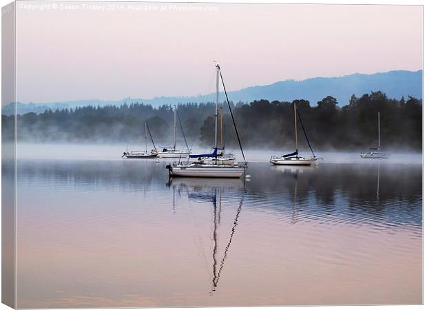 Yachts in Ambleside Canvas Print by Susan Tinsley