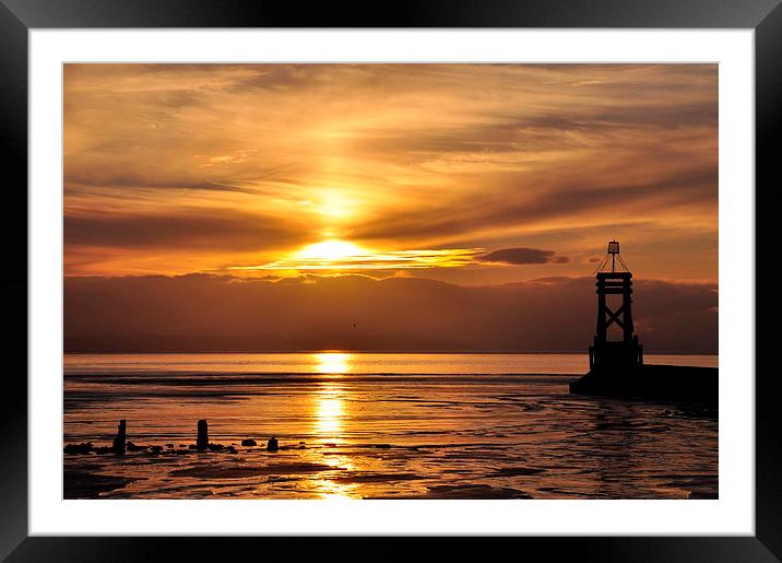  golden sunset Framed Mounted Print by sue davies