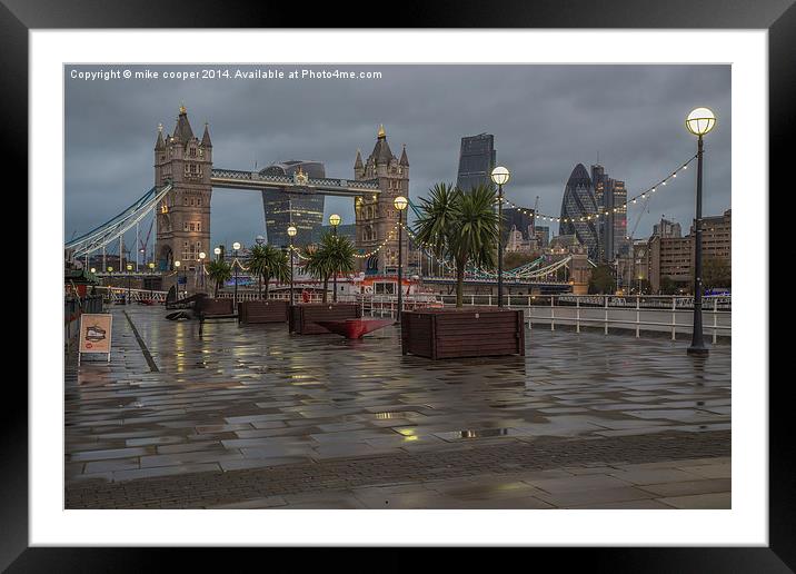  wet day in the city Framed Mounted Print by mike cooper