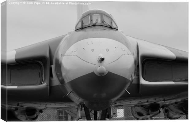  Vulcan XM607 The Bomber Of The Falklands. Canvas Print by Tom Pipe