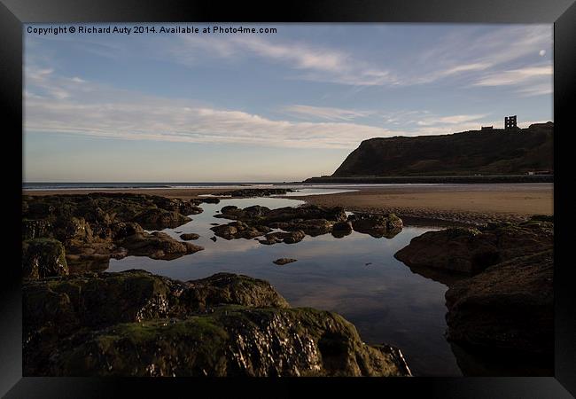  Scarborough  Framed Print by Richard Auty