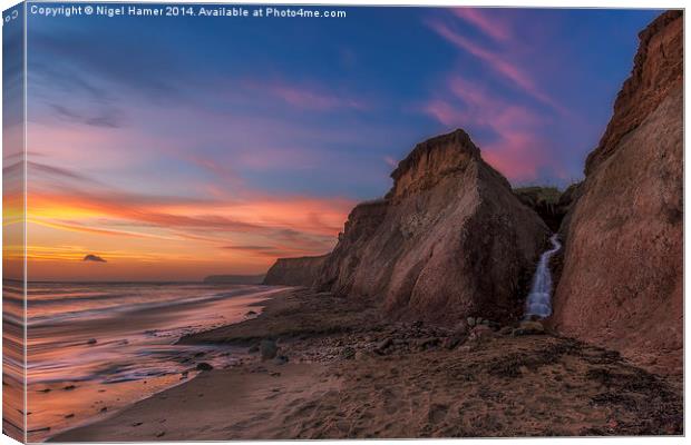 Brook Bay Sunset Canvas Print by Wight Landscapes