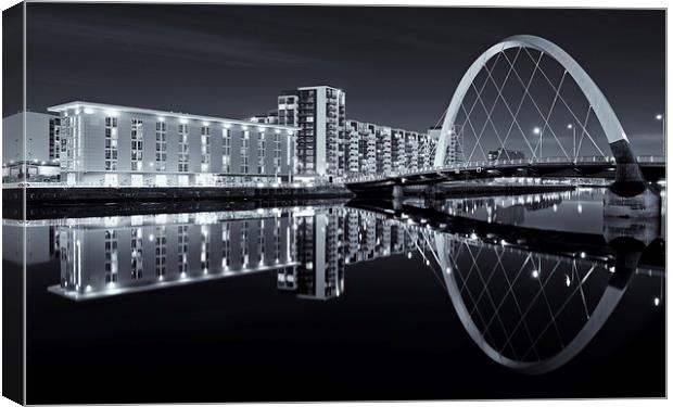  Glasgow's Clyde Arc at night Canvas Print by Stephen Taylor