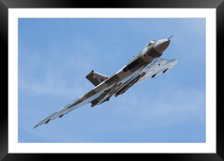  Vulcan bomber XH558 Duxford Framed Mounted Print by Oxon Images