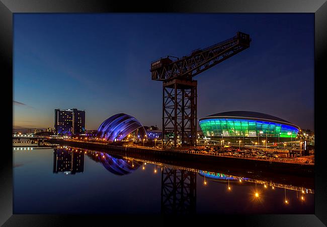 Glasgow at night Framed Print by Sam Smith