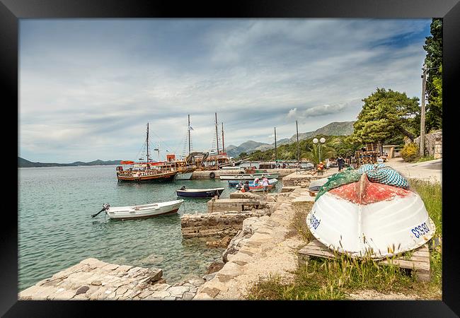  Boats  Framed Print by paul holt