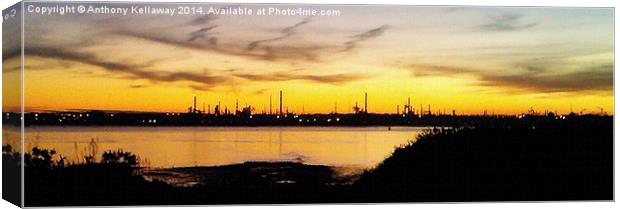  SUNSET AT FAWLEY REFINERY Canvas Print by Anthony Kellaway