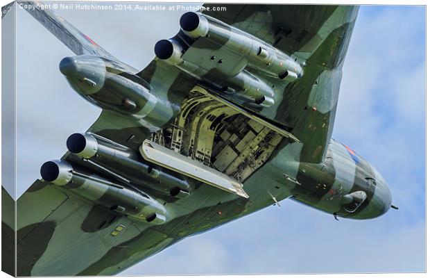  Vulcan XH558 Open Bomb Bay Canvas Print by Neil Hutchinson