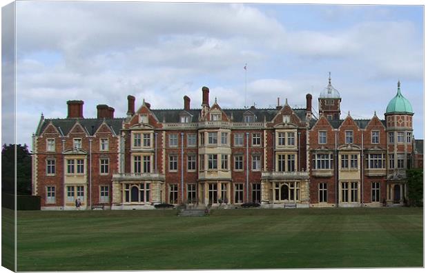 SANDRINGHAM HOUSE Canvas Print by Ray Bacon LRPS CPAGB