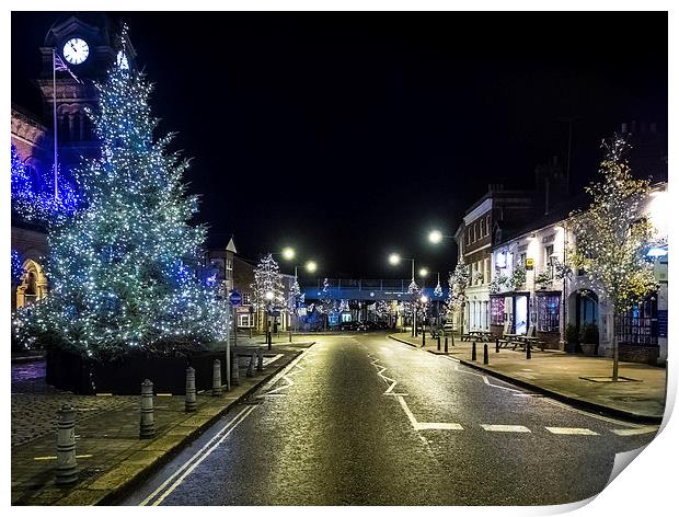 High Street at Christmas, Hungerford, Berkshire, E Print by Mark Llewellyn