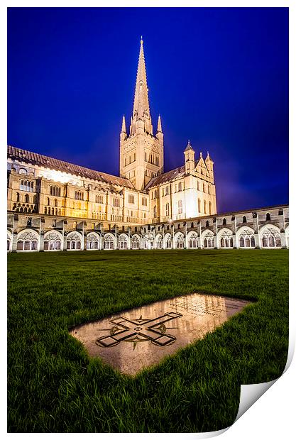 Norwich Cathedral Print by Darren Carter