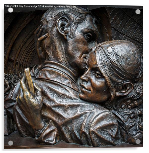  The Meeting Place sculpture, St Pancras Station,  Acrylic by Izzy Standbridge