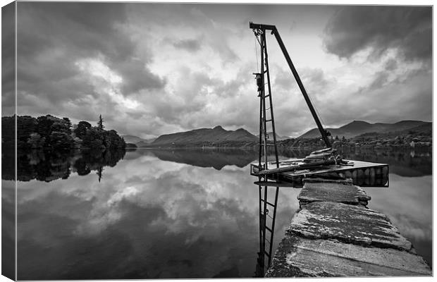  Derwentwater Dreger Keswick  Canvas Print by Gary Kenyon