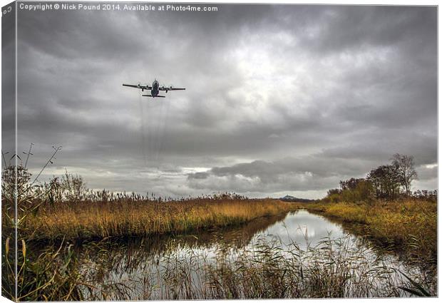 Hercules over the Somerset Levels Canvas Print by Nick Pound