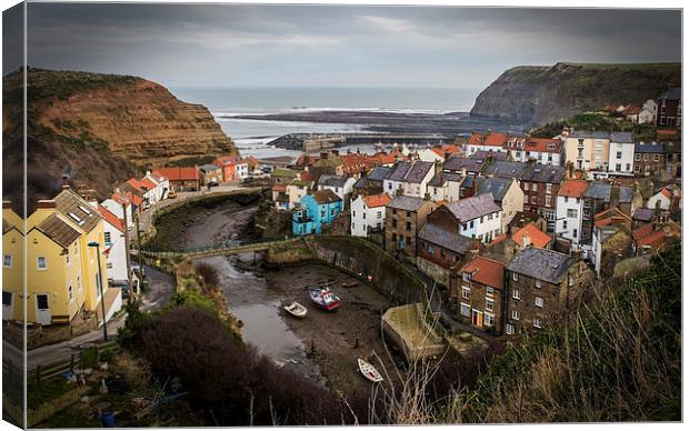  Staithes Canvas Print by Laura Kenny