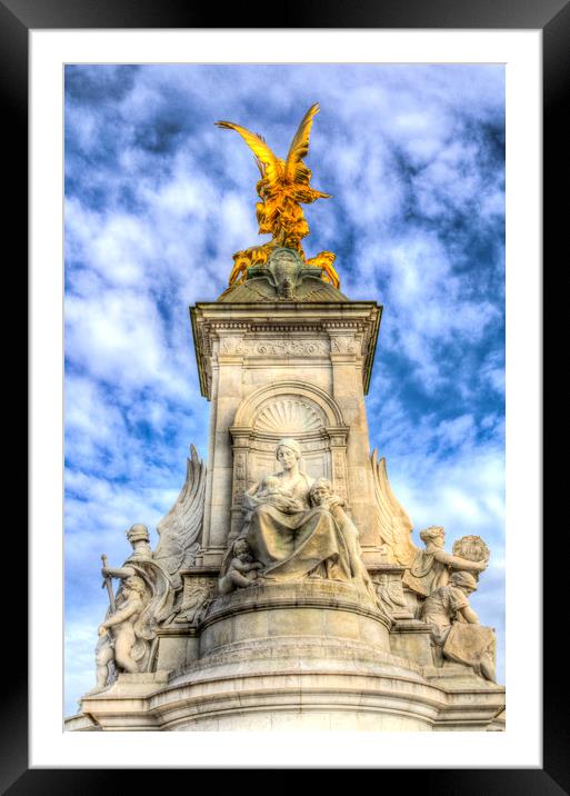 The Victoria Memorial London Framed Mounted Print by David Pyatt
