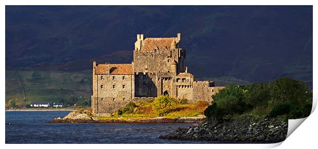  Eilean Donan Castle Print by Raymond Ball