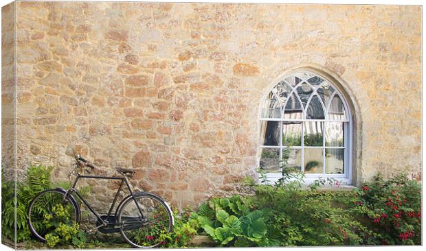  Bicycle  Canvas Print by Louise Wilden