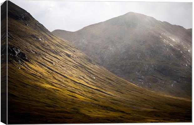 Mountain light, Scottish Highlands Canvas Print by Andrew Kearton