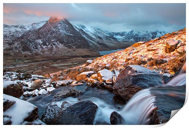  Sunrise in the Ogwen valley Print by Rory Trappe