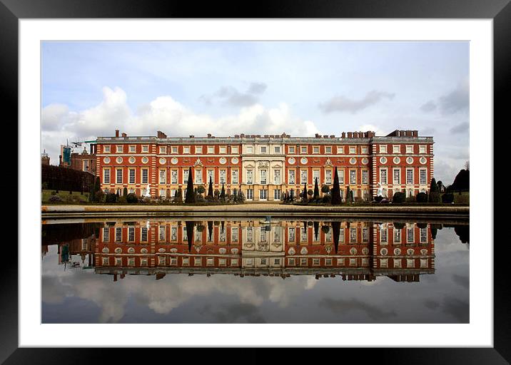 Hampton Court Palace Framed Mounted Print by Gail Johnson