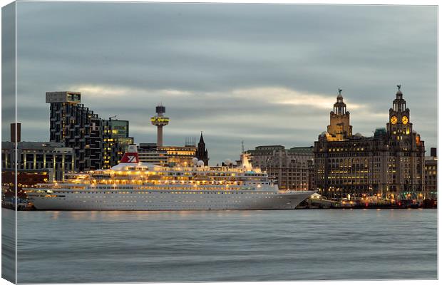  Liverpool Dawn Canvas Print by Rob Lester