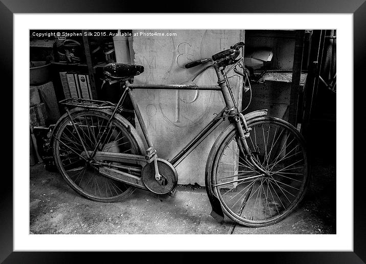  Vintage Raleigh Cycle Framed Mounted Print by Stephen Silk