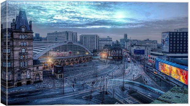 Liverpool City ,Lime St . Canvas Print by William Duggan