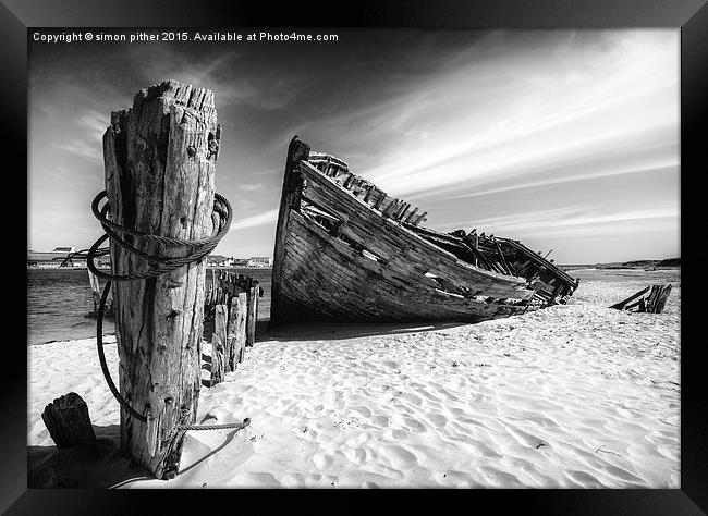 Ship Wreck in Brittany Framed Print by simon pither