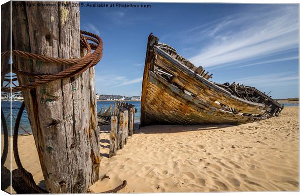  Shipwreck, Brittany Canvas Print by simon pither