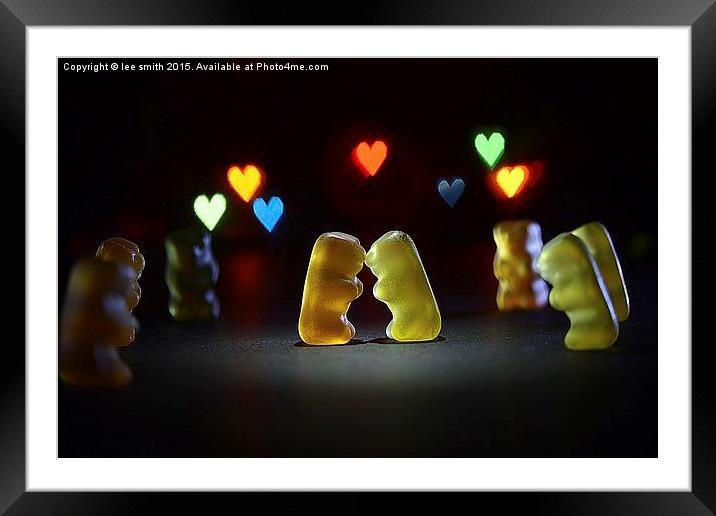  gummy love  Framed Mounted Print by lee smith