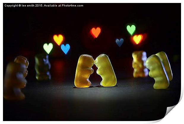  gummy love  Print by lee smith