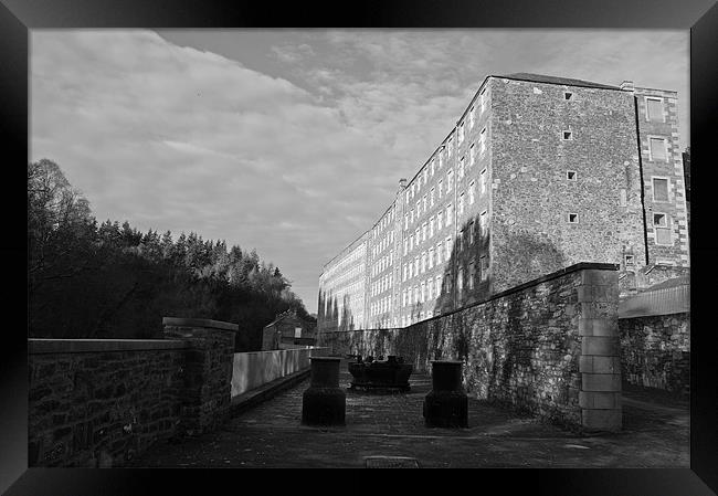 New Lanark Mill Framed Print by Iain McGillivray