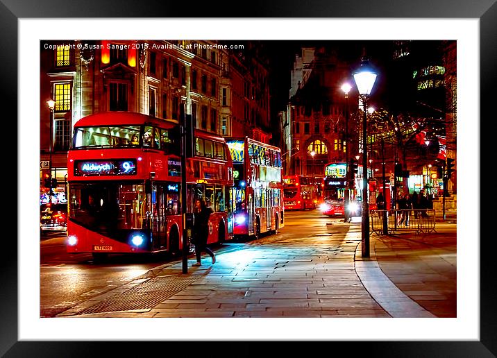  London Busses at Trafalgar Square at night Framed Mounted Print by Susan Sanger