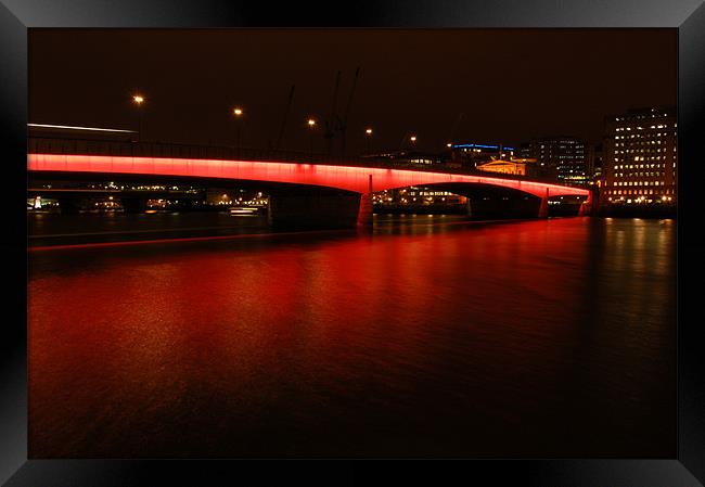 London Bridge 5 Framed Print by Iain McGillivray