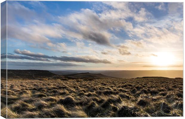  Sunset below Stanage Edge, Peak District Canvas Print by Lee Wright