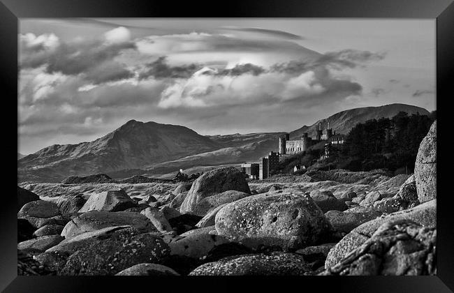  Harlech castle Framed Print by Rory Trappe