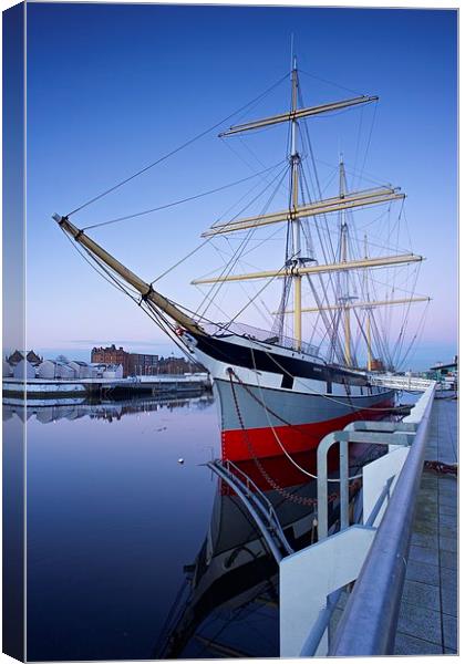 The Tall Ship Glasgow Canvas Print by Stephen Taylor